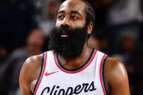 爱游戏用户专属-包含库里重要时刻重返赛场，巴黎圣日耳曼带队取胜！的词条